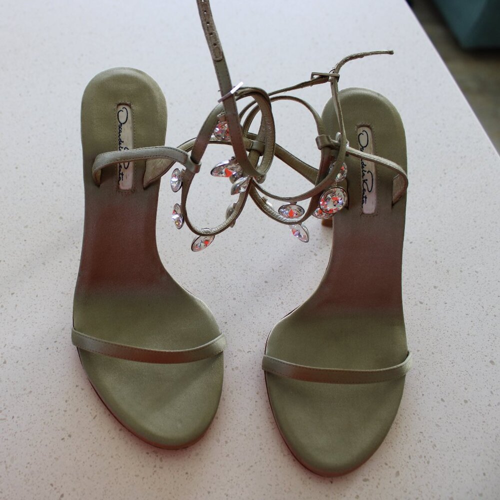Oscar De La Renta Sandals Heels
